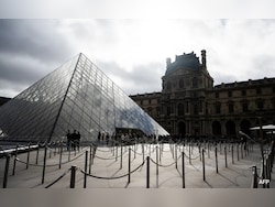 Months After Louvre Heist, Fresh Trouble For Museum As Staff Continues Strike