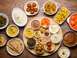 1 दिन में कितनी बार खाना खाना चाहिए?