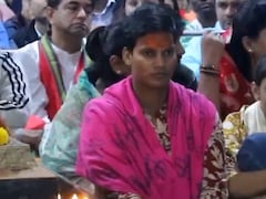 Deepti Sharma Visits Shree Mahakaleshwar Temple To Seek Blessings After World Cup Win