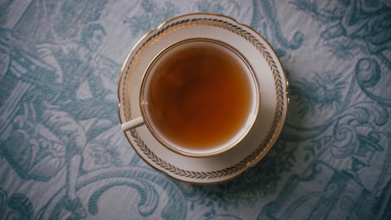 ठंड के इस मौसम में लौंग वाली चाय पीजिए, स्वाद गजब और सेहत को 4 फायदे