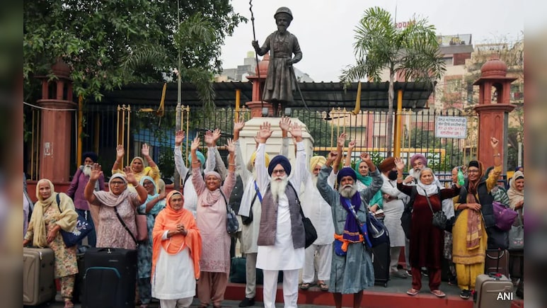 आप लोग सिख नहीं है... गुरु नानक जयंती पर पाकिस्तीन ने 14 भारतीय हिंदू को नहीं दी एंट्री, पढ़ें क्या है पूरा मामला