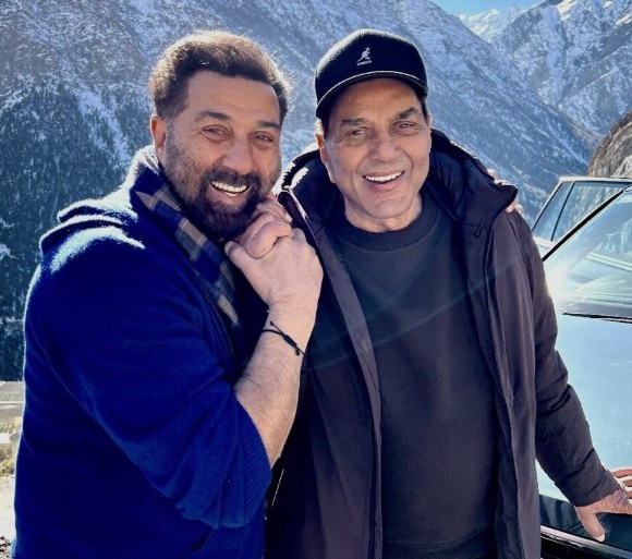 निधन से पहले धर्मेंद्र ने देखी थी बेटे सनी देओल की ये फिल्म, अभी तक सिनेमाघरों में नहीं हुई है रिलीज