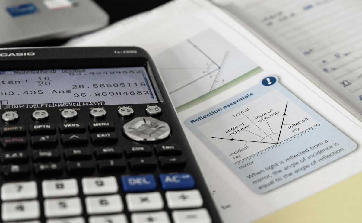 How To Ace The CBSE Class 12 Physics Board Sample Paper, Tips And Strategies
