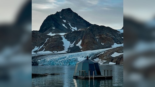 World's Remotest Airbnb? At This Floating Hut In Greenland, A Night Costs Rs 75,000