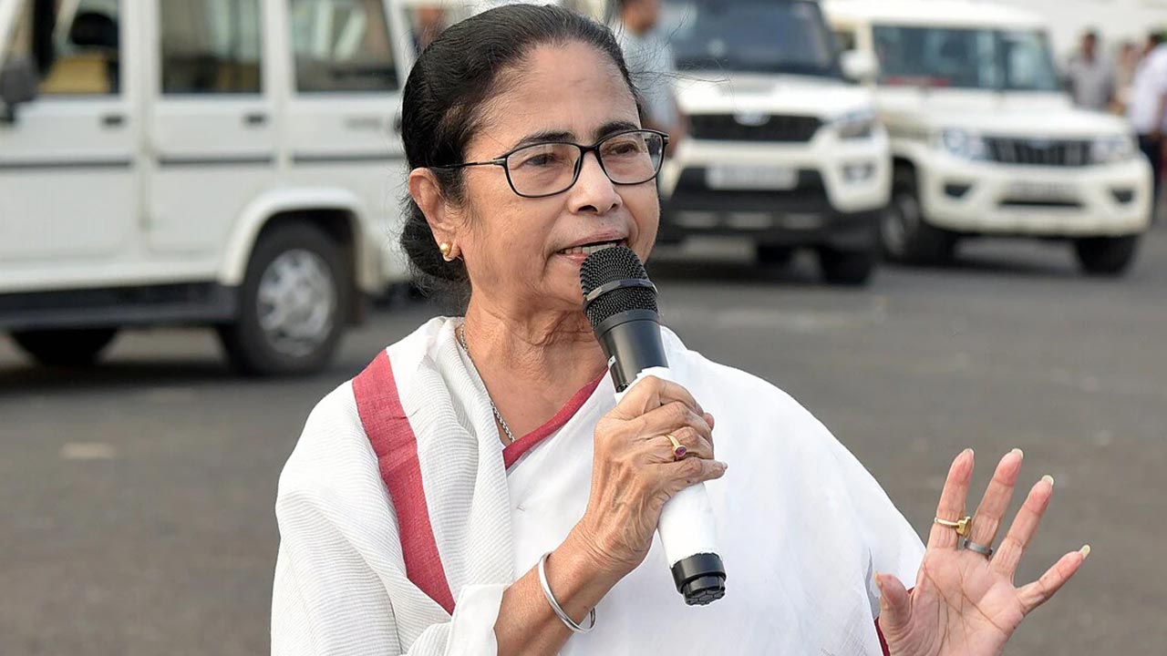 Politics Erupts Over BLO Deaths in Bengal: TMC vs BJP War of Words