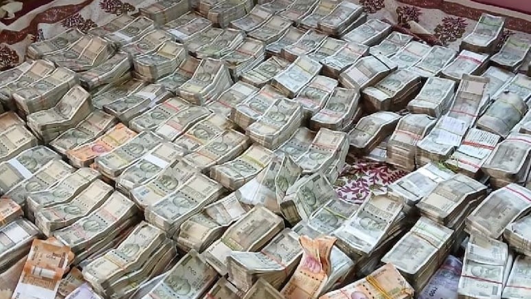 मदरसे में था नकली नोटों का 'खजाना', इमाम निकला सरगना, लाखों की गड्डियां देख MP पुलिस रह गई सन्न