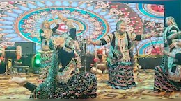पुष्कर मेला में व&zwj;िदेशी मेहमानों ने क&zwj;िया कालबेलिया नृत्य, &nbsp;गुलाबो सपेरा ने बेटी-पौत्री संग मचाया धमाल