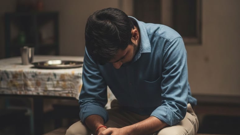 Job Loss Viral Video: नोकरी गेली... घरात आईनं दोन घासही विचारले नाहीत; तरुणाचा 'हा' व्हिडिओ पाहून मन हेलावेल!