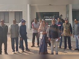 सुरक्षित नहीं सैनिक का परिवार! गांव के मुखिया ने घर जाकर की तोड़फोड़, एसपी दफ्तर में लगाई गुहार