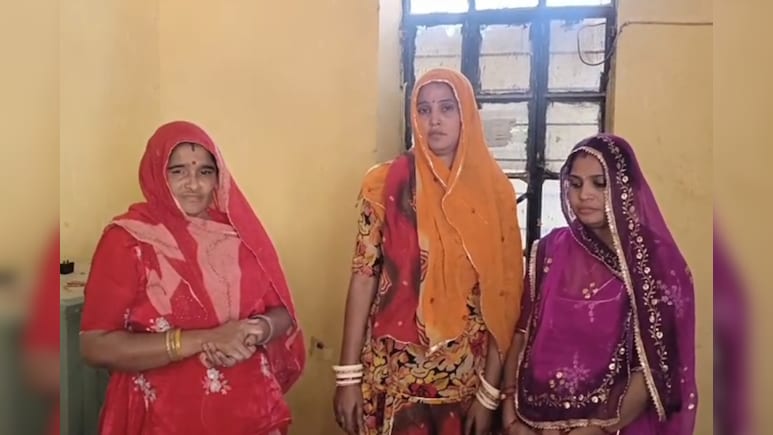 Rajasthan: दुकान में साड़ी चुराते रंगे हाथों पकड़ी गई 3 महिलाएं, गिरोह के पुरुष की भीड़ ने जमकर की धुनाई