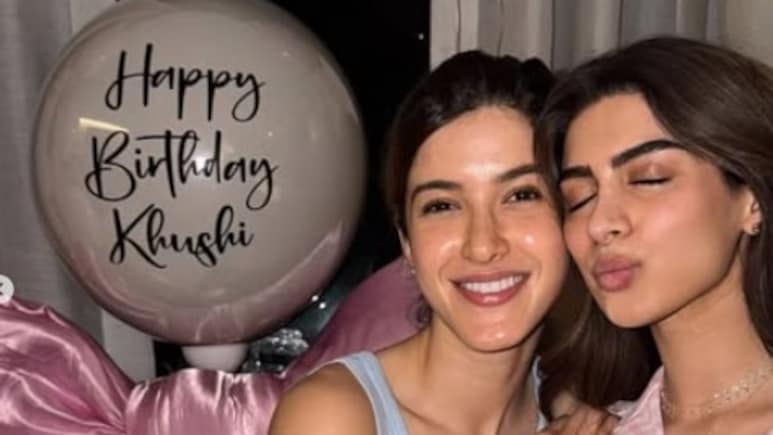 Inside Khushi Kapoor's Pink-Themed 25th Birthday Celebrations With Cousin Shanaya, Friend Anjini Dhawan