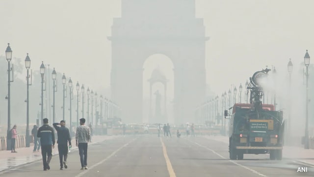 “Every Clean Breath Matters”: Luke Coutinho Pushes India To Prioritise Fight Against Air Pollution