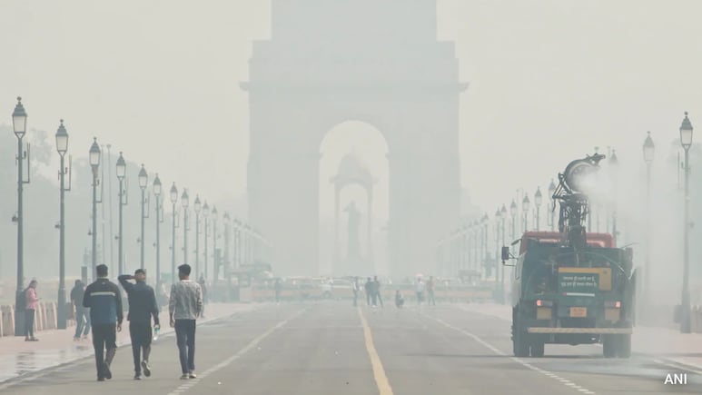 Toxic Air Continues To Grip Delhi Amid Spike In Farm Fires