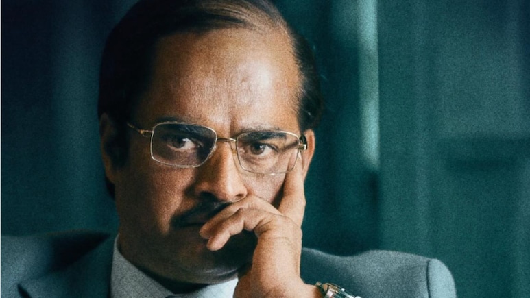 Ranveer Singh Unveils R Madhavan's Intense Character 'Charioteer Of Karma' In <i>Dhurandhar</i>