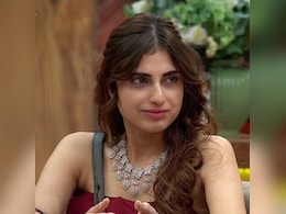 बिग बॉस 19 की सबसे बड़ी 'पनौती' हैं फरहाना भट्ट? फैन्स ने लगाई ये थ्योरी, फैन्स बोले- अब गौरव होगा एलिमिनेट