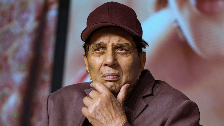 एक्टर धर्मेंद्र का निधन, भारतीय सिनेमा के सुनहरे दौर का अंत, देशभर में शोक 