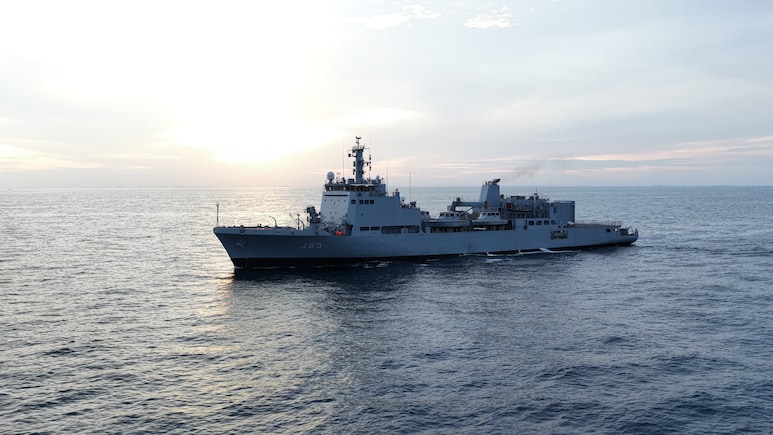 नौसेना में शामिल हुआ सबसे बड़ा सर्वे शिप 'इक्षक', जानें इसकी खासियत