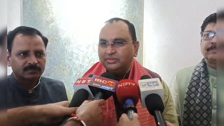 आतंक से जुड़कर इस्लाम को बदनाम करने वालों का बहिष्कार करे मुस्लिम समाज- जमाल सिद्दीकी