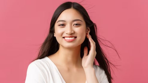 Fresh Herbs To No Late-Night Snacking: Nutritionist Reveals 15 Lifestyle Habits For A Glowing Skin