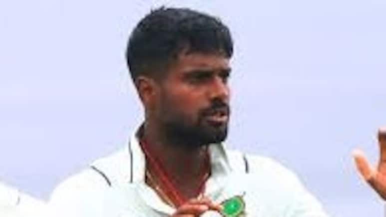 6,6,6,6,6,6... भारतीय बल्लेबाज ने मचाया गदर, लगातार 8 छक्के लगाकर किया करिश्मा, सबसे तेज अर्धशतक जड़ रचा इतिहास