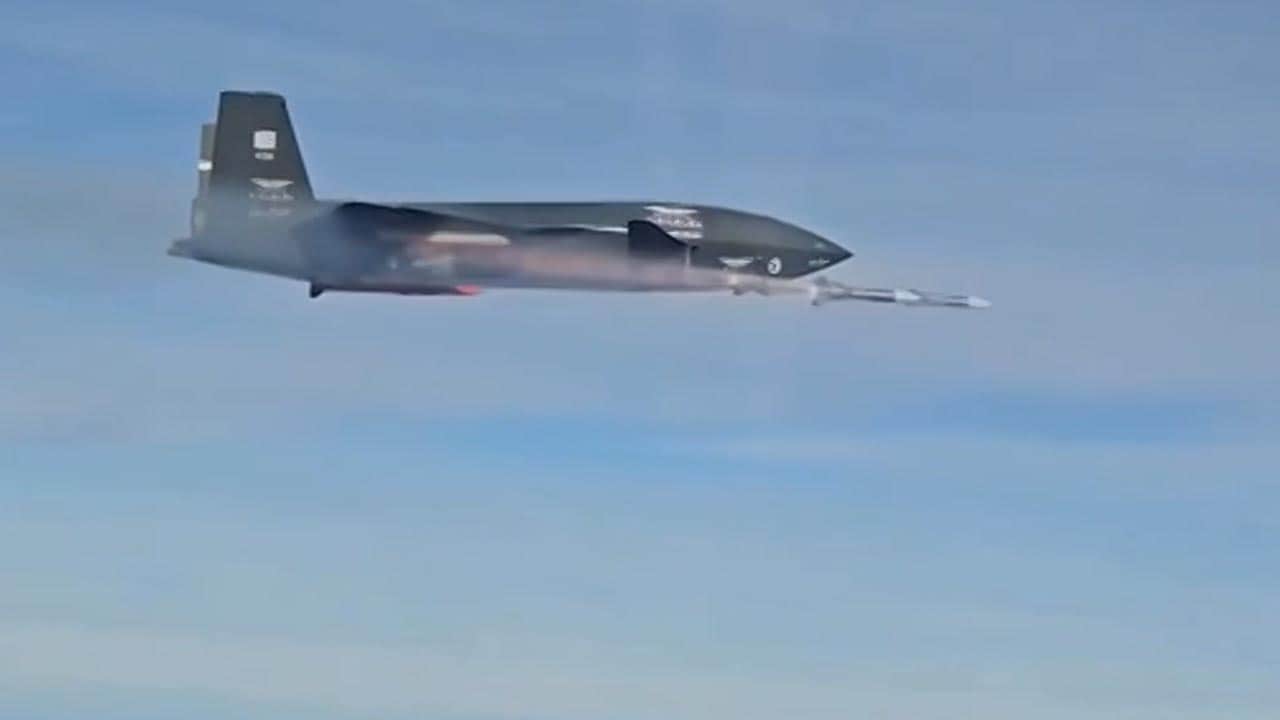 Turkey's Unmanned Jet Makes History With Radar-Guided Air-To-Air Kill