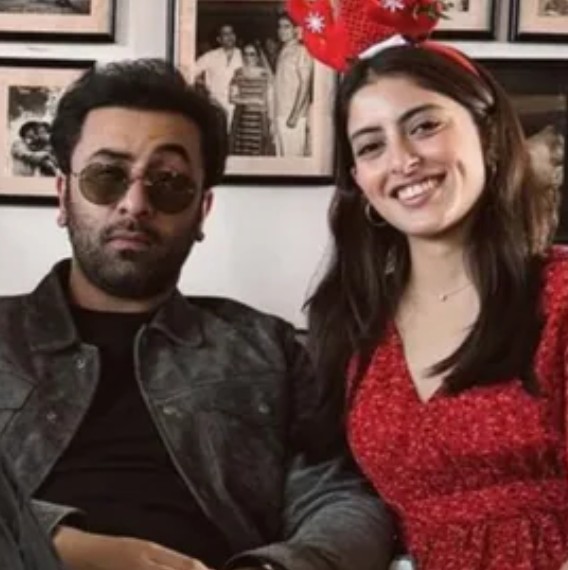 रणबीर कपूर और अमिताभ बच्चन की नातिन नव्या नवेली का क्या है रिश्ता? हमेशा गलत क्यों बताते हैं रणबीर