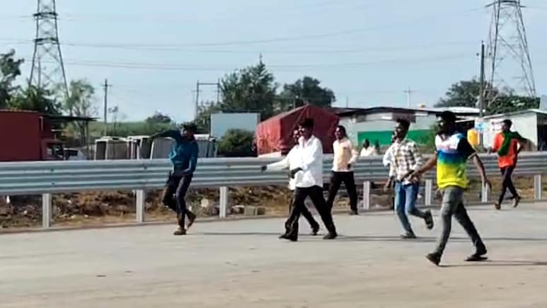 Stones Thrown, Highway Blocked As Karnataka Sugarcane Protests Enter Day 9