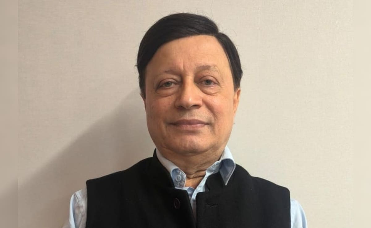 एनडीटीवी के कंसल्टिंग एडिटर और वरिष्ठ पत्रकार अजीत कुमार झा एनडीटीवी के कंसल्टिंग एडिटर और वरिष्ठ पत्रकार अजीत कुमार झा