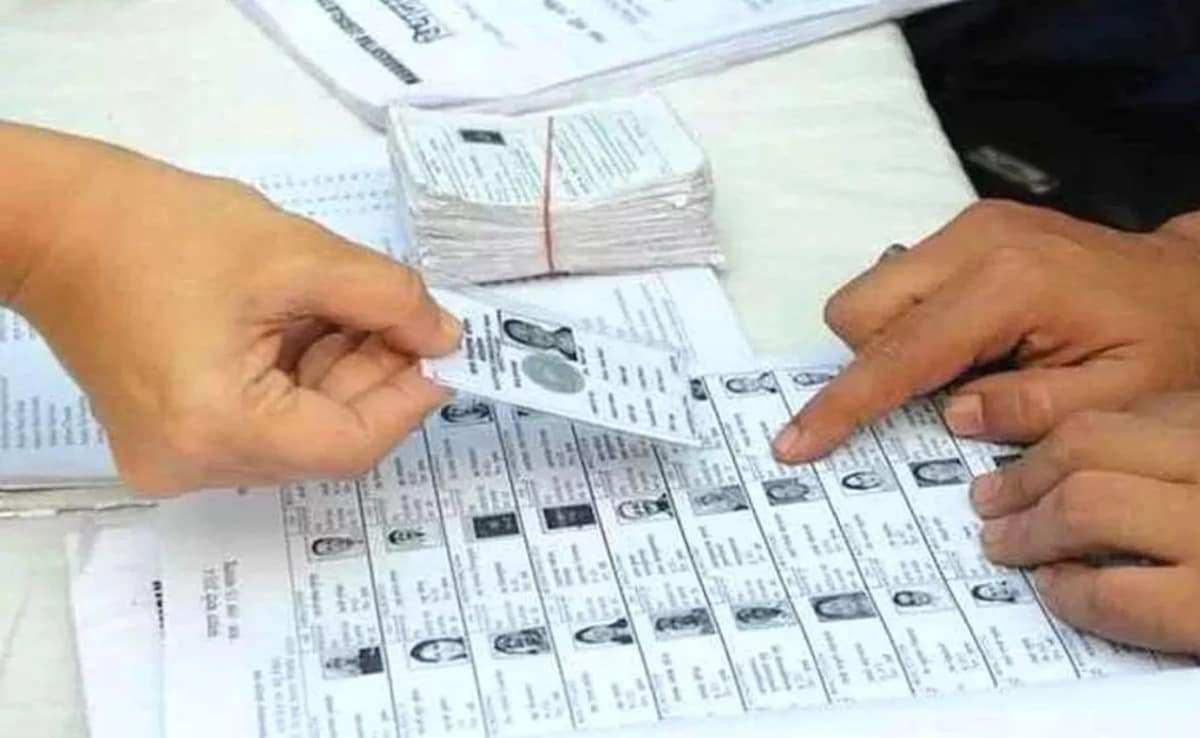 In Bengal's Mayapur 2002 Voter List, Parents' Names Listed As ISKCON Spiritual Gurus