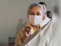 Jaya Bachchan Snaps At Paparazzi (Again): "<i>Munh Band Rakho</i>, Photo <i>Lo</i>"