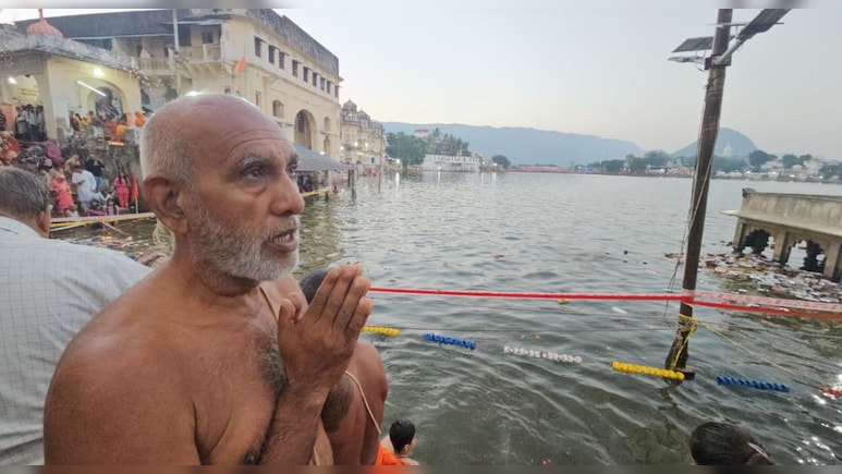 कार्तिक पूर्णिमा आज, इन चीजों का दान करने से बरसेगी भगवान विष्णु और मां लक्ष्मी की कृपा