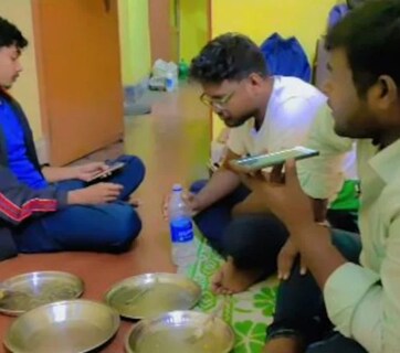 4 मित्रांनी ढेकर येईपर्यंत मॅगी खाल्ली,आता भांडी कोण घासणार? Google Gemini चं उत्तर ऐकून तुम्हीही लोटपोट हसाल