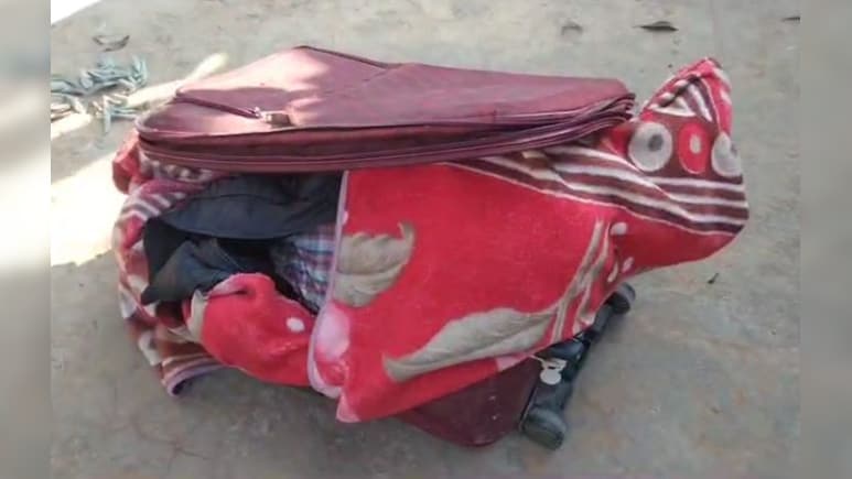 सूटकेस में मिला पति का शव, पत्नी ने गुस्से में की हत्या! बेटी को सच्चाई बताकर हुई फरार
