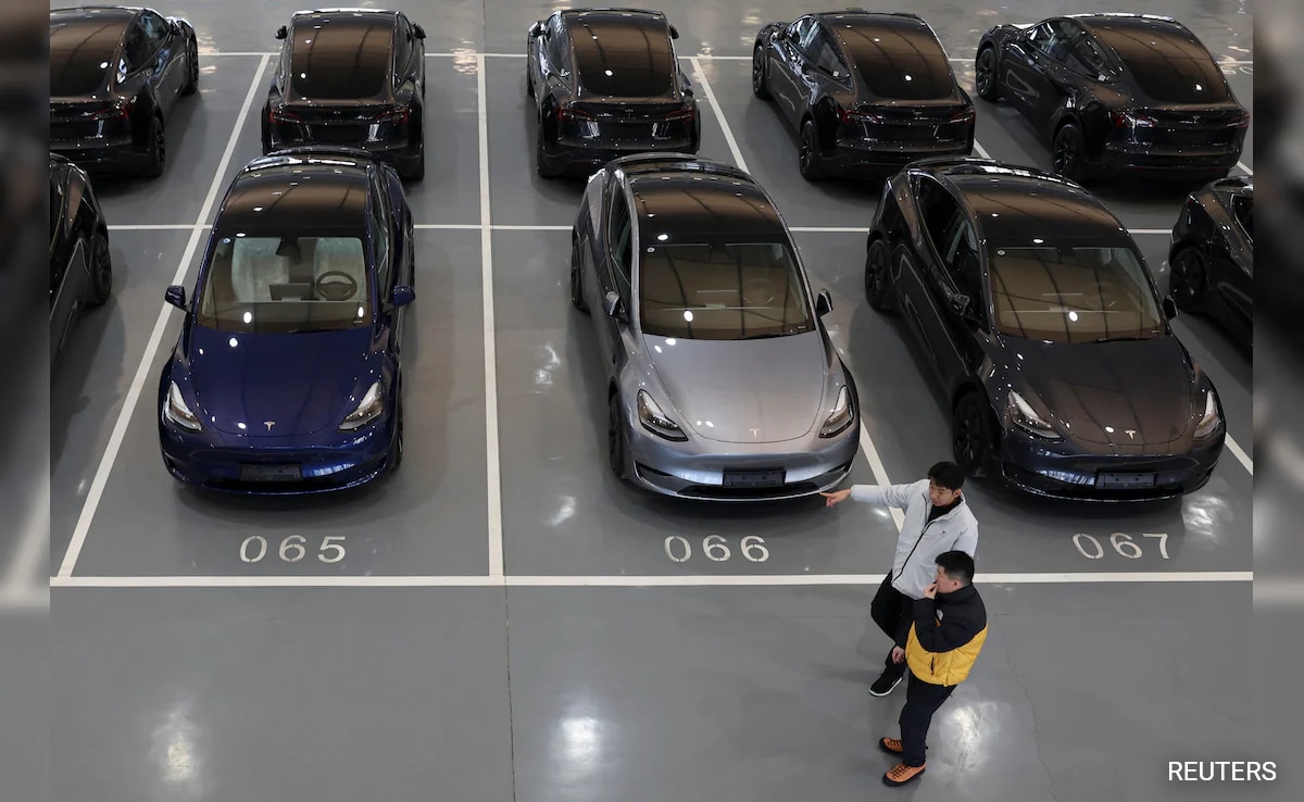 Musk Expects Approval For Tesla's Full Self-Driving In China In 2026