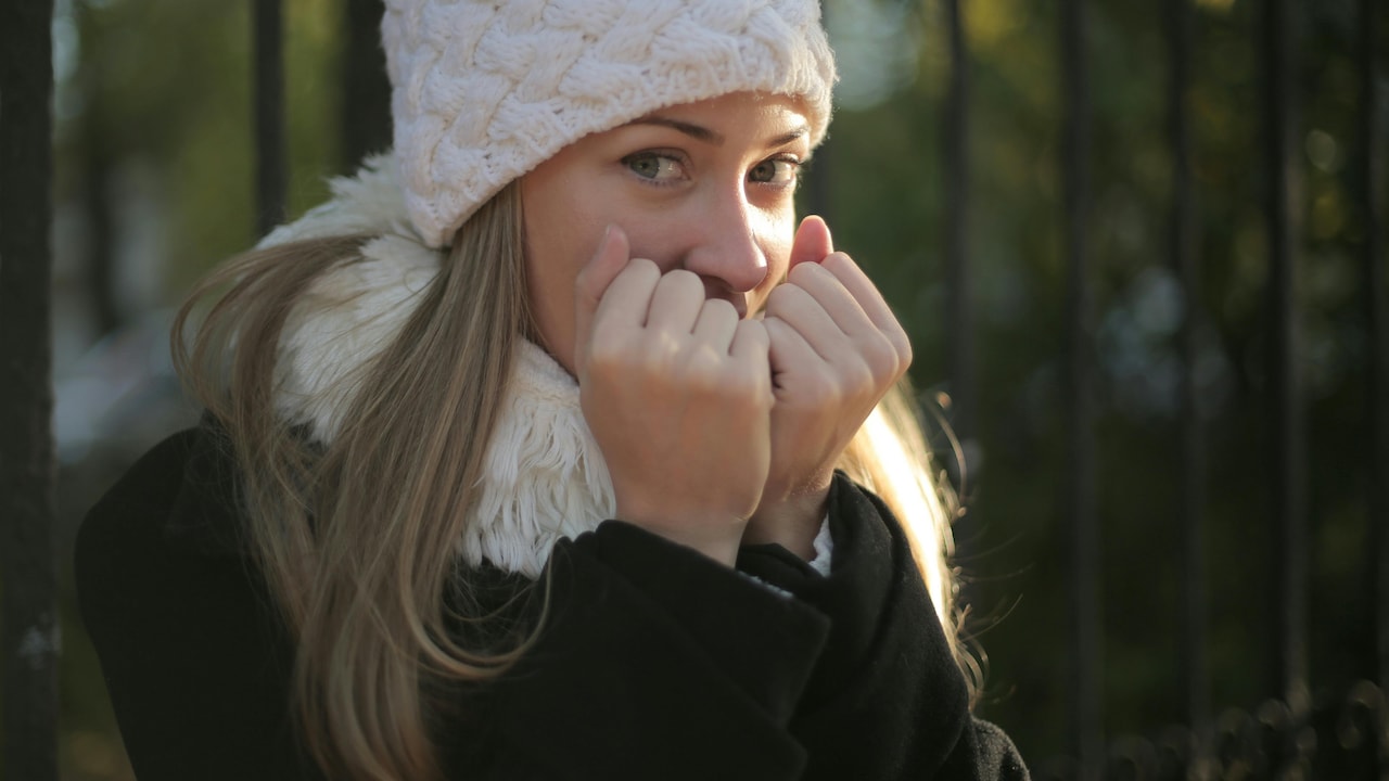 Make your next vacation comfortable by packing these winter clothes essentials for women