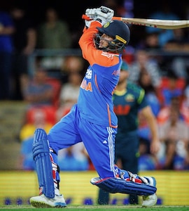 "Will Even Speak To Yuvraj Singh": Ex-India Stars Big Weakness Take On Abhishek Sharma