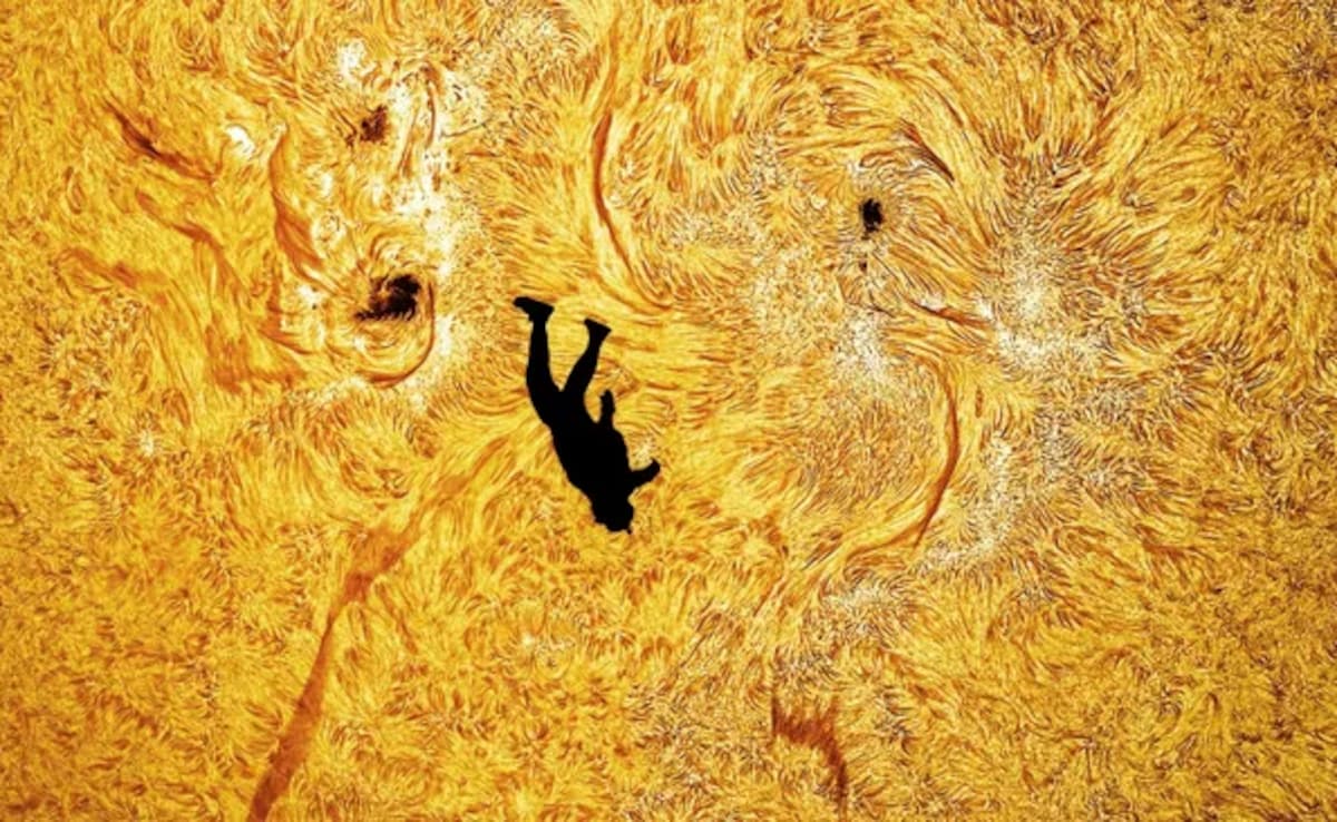 यह क्‍या सूरज से लगाई शख्‍स ने छलांग? जानें क्‍या है सारा मामला, वीडियो देखकर आपके होश उड़ जाएंगे 