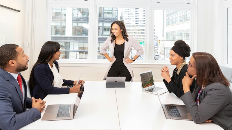 Gen-Z Avoids Middle Management Amid Stress And Burnout Concerns, Reveals Survey