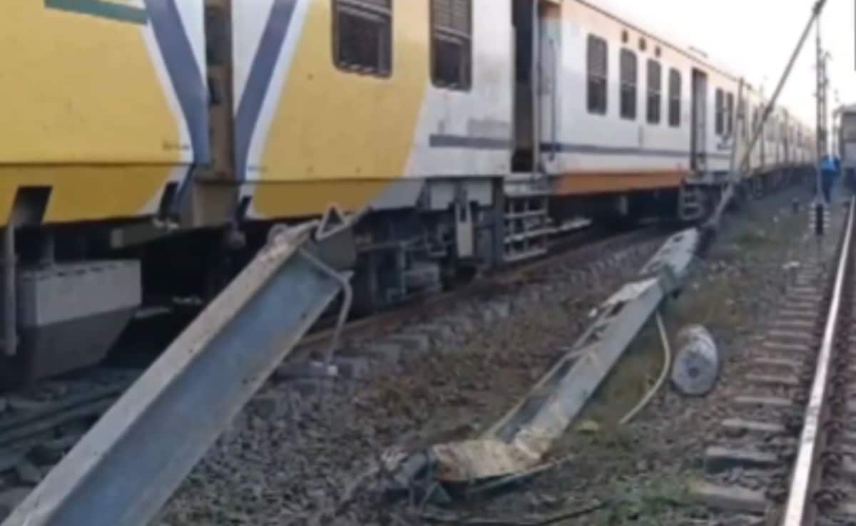 2 Coaches Of Passenger Train Derail In Jharkhand, Damage Overhead Pole