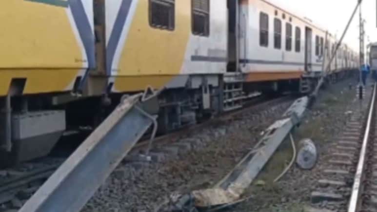 2 Coaches Of Passenger Train Derail In Jharkhand, Damage Overhead Pole