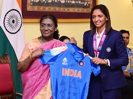 Indian Women's Cricket Team Presents President Droupadi Murmu With Signed Women's World Cup Jersey