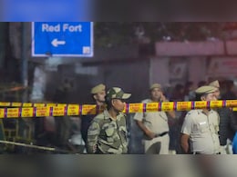 लाल किले की सिक्योरिटी में तैनात रहते हैं ये जवान, जानें कैसी रहती है सुरक्षा