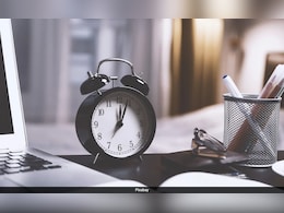 Clocks Jump Ahead, But US Daylight Saving Debate Ticks On