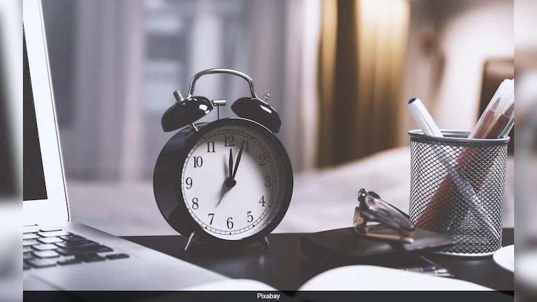 Clocks Jump Ahead, But US Daylight Saving Debate Ticks On