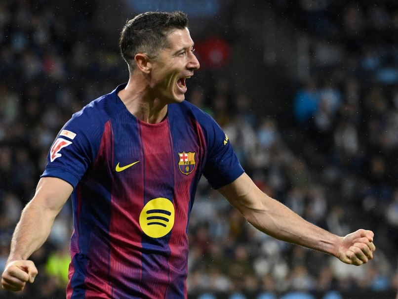 Robert Lewandowski Hat-Trick Helps Barcelona Punish Real Madrid Slip