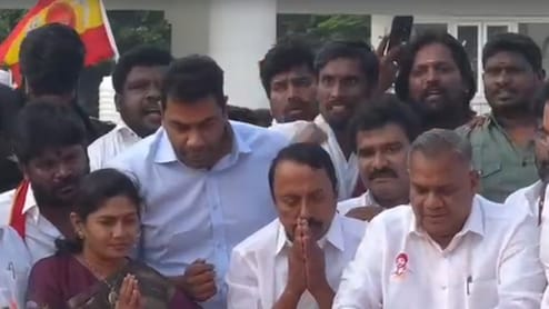 Expelled AIADMK Leader Asked If Actor Vijay Carries MGR's Legacy. What He Said