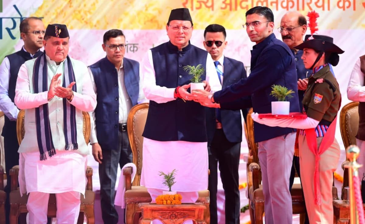 उत्तराखंड के आंदोलनकारियों की पेंशन बढ़ेगी, राज्य के 25वें स्थापना दिवस पर सीएम धामी ने किए ये ऐलान