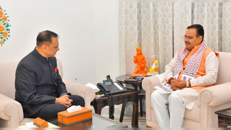 सीएम भजनलाल शर्मा से मुख्‍य सच‍िव ने की मुलाकात, सीन‍ियर IAS अफसरों के हो सकते हैं ट्रांसफर