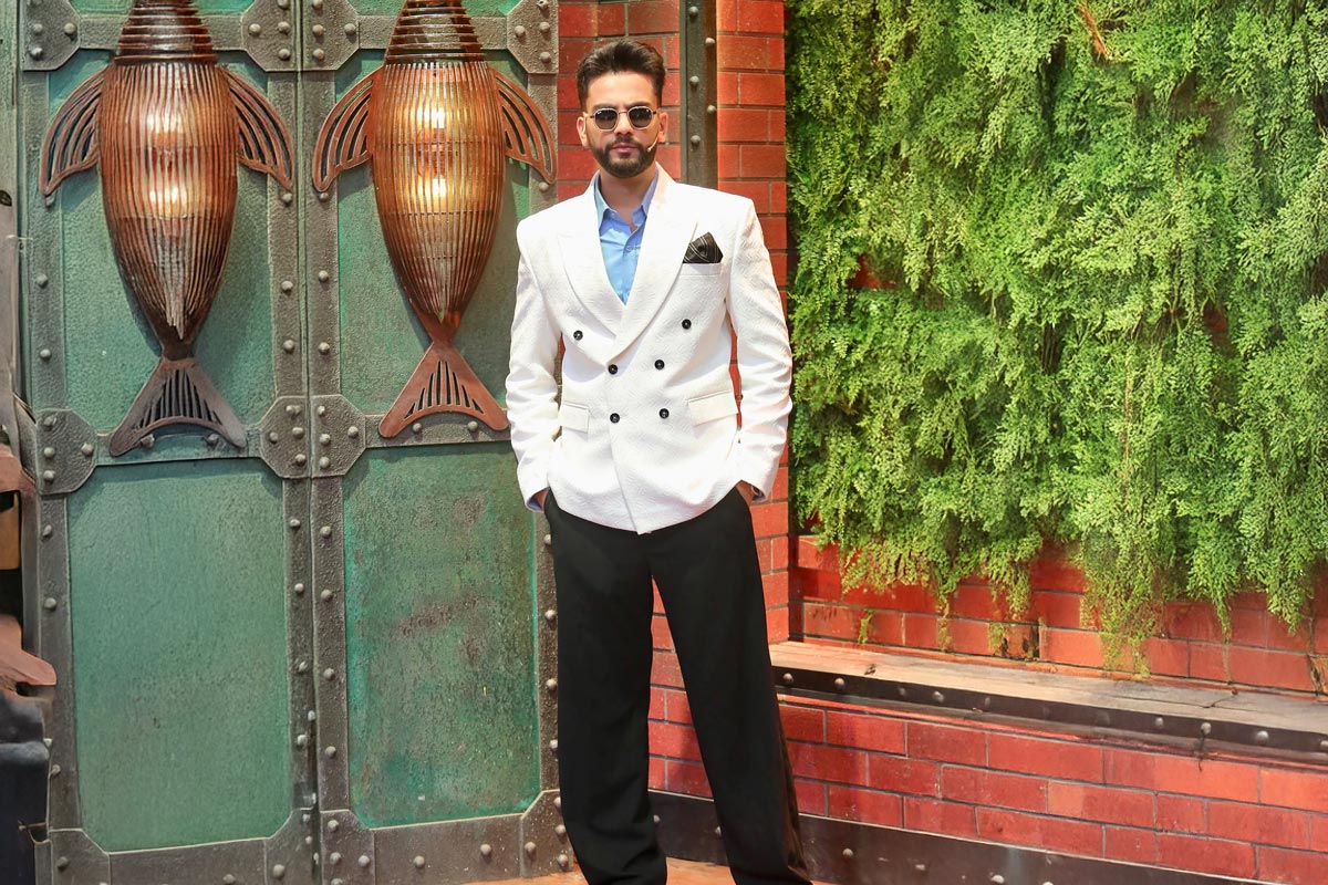 Elvish Yadav,Elvish Yadav Instagram,Elvish Yadav New Controversy,Elvish Yadav Acting Debut,Elvish Yadav coming show,Elvish Yadav coming series name,trending story,viral news,Elvish Yadav net worth,Whosthat360