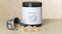 Before Your Next Scoop: Doctors Bust 10 Myths On Protein Powders